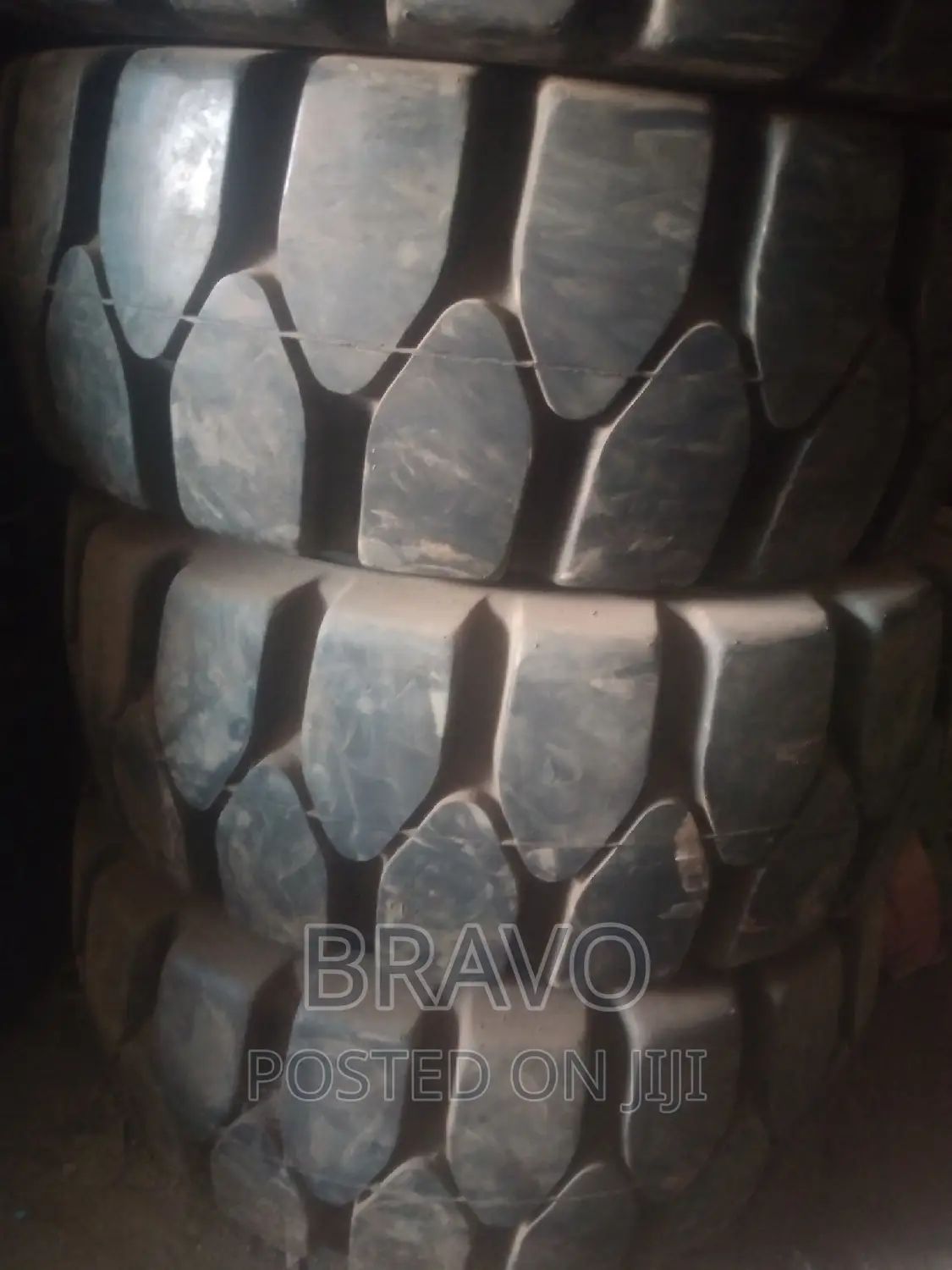 355/65-15 New Sold Tyre for Forklift.