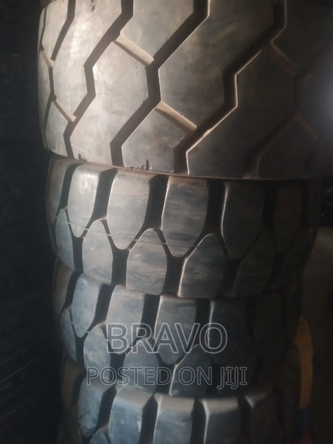 355/65-15 New Sold Tyre for Forklift.