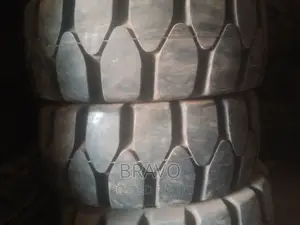 355/65-15 New Sold Tyre for Forklift.