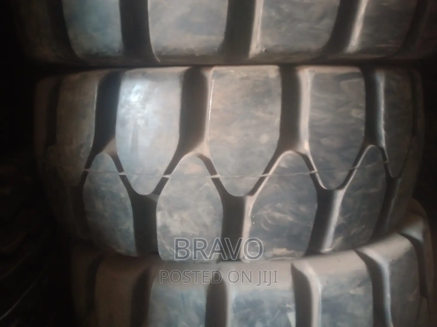355/65-15 New Sold Tyre for Forklift.