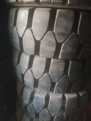 355/65-15 New Sold Tyre for Forklift.