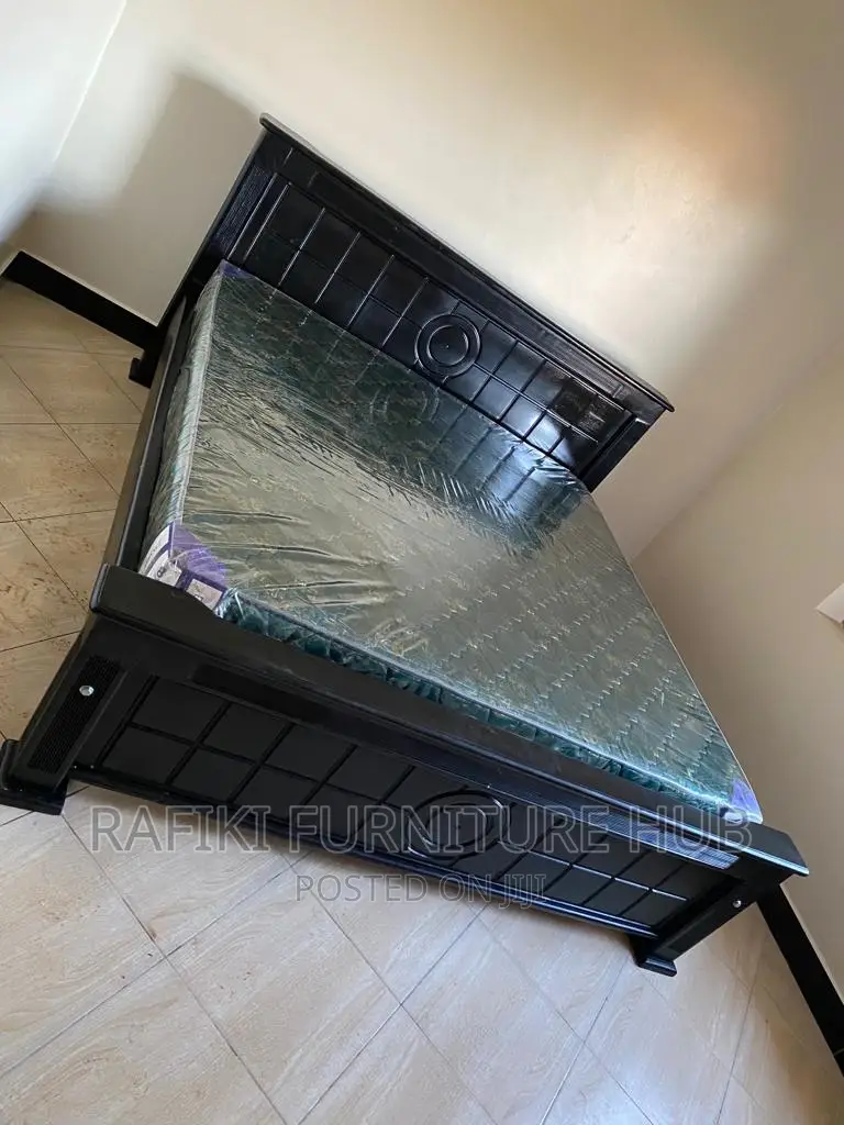 Tile Bed / 5by6 Bed / Wooden Bed / Good / Best Furniture