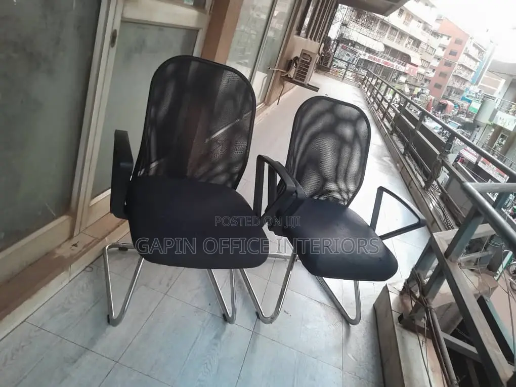 Second Hand Back Mesh Chairs, 2 Pieces