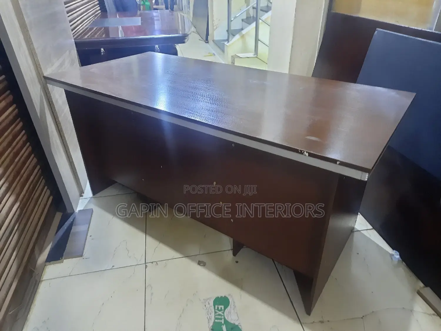 Eexecutive Table for Sale
