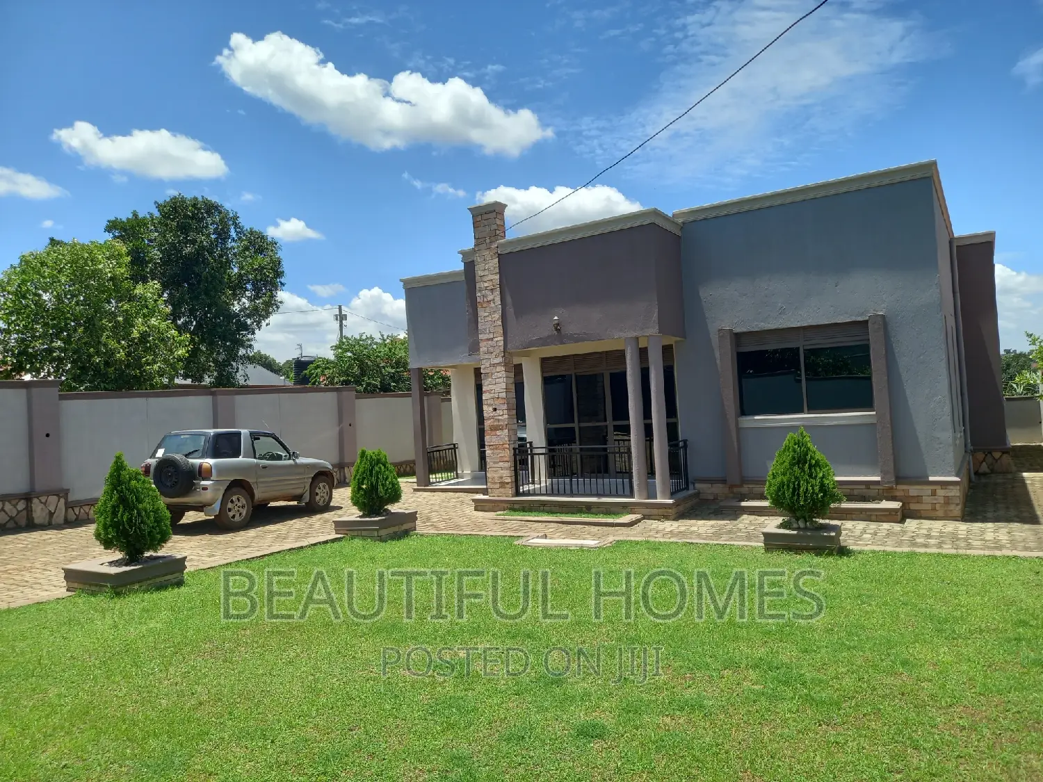 Furnished 4bdrm House in Kira for sale