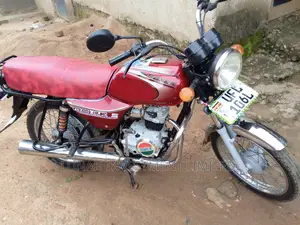 Bajaj Boxer 2022 Red