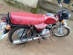 Bajaj Boxer 2022 Red