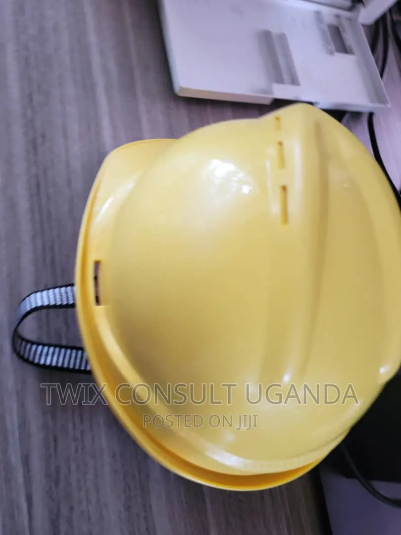 Helmets Diffent Branda