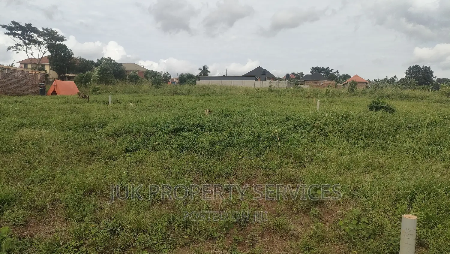 Wakiso Kayunga Town Commercial Plots 50ft by 100ft for Sale