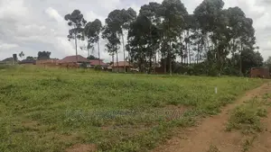 Wakiso Kayunga Town Commercial Plots 50ft by 100ft for Sale