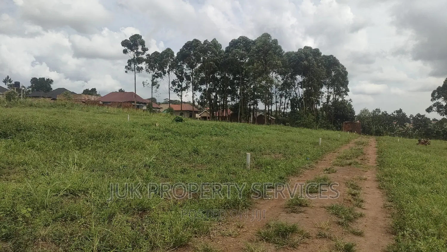Wakiso Kayunga Town Commercial Plots 50ft by 100ft for Sale