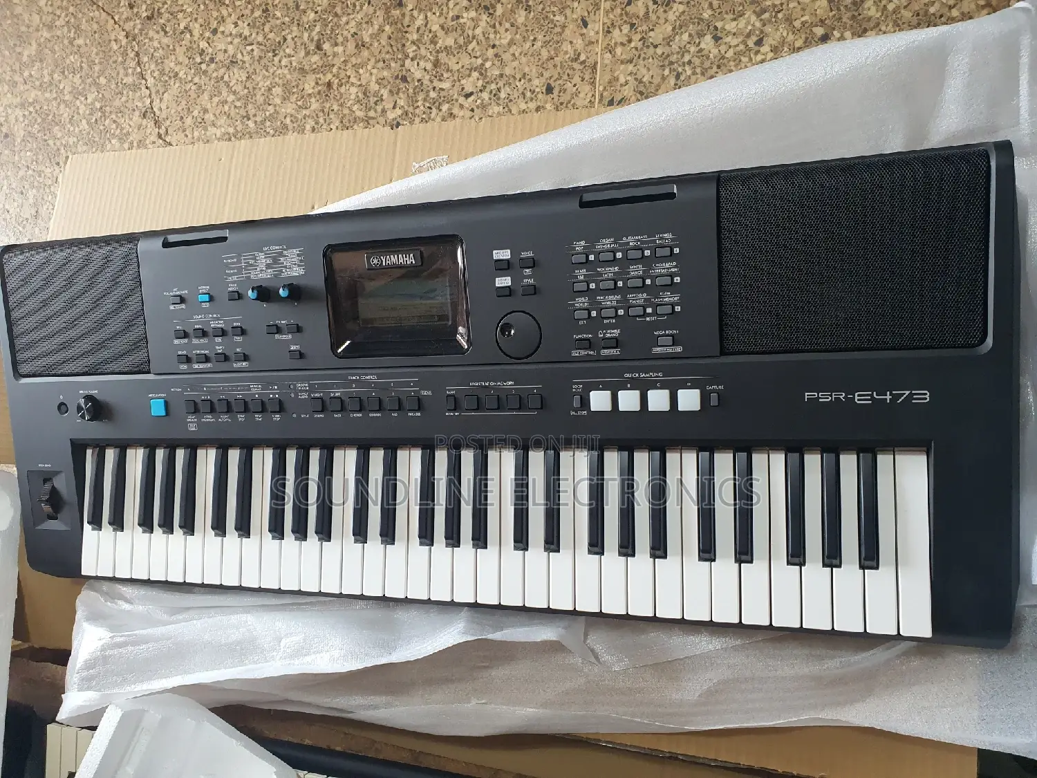 Yamaha Keyboard PSR E473