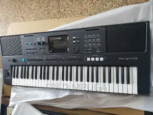 Yamaha Keyboard PSR E473