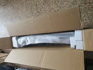 Yamaha Keyboard PSR E473