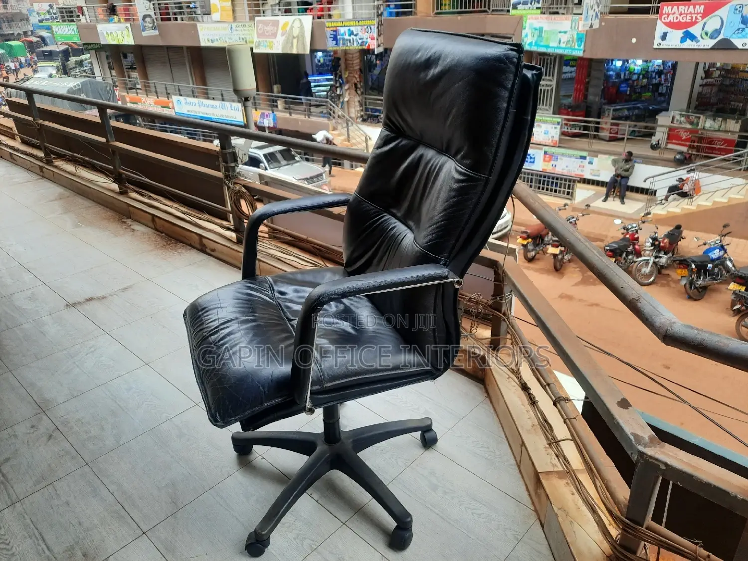 Long Back Executive Office Chair