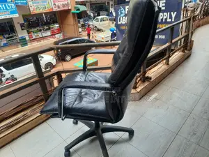 Long Back Executive Office Chair