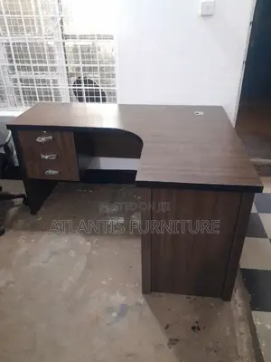 Three Drawers Table L,Shape
