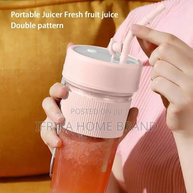 Portable Smoothie Blender 350ml Rechargeable Minifruit Juice