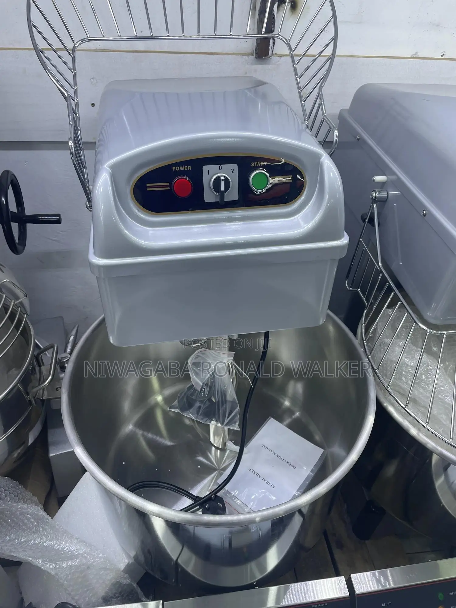 Hs60 64l/25kg Spiral Dough Mixer Machine