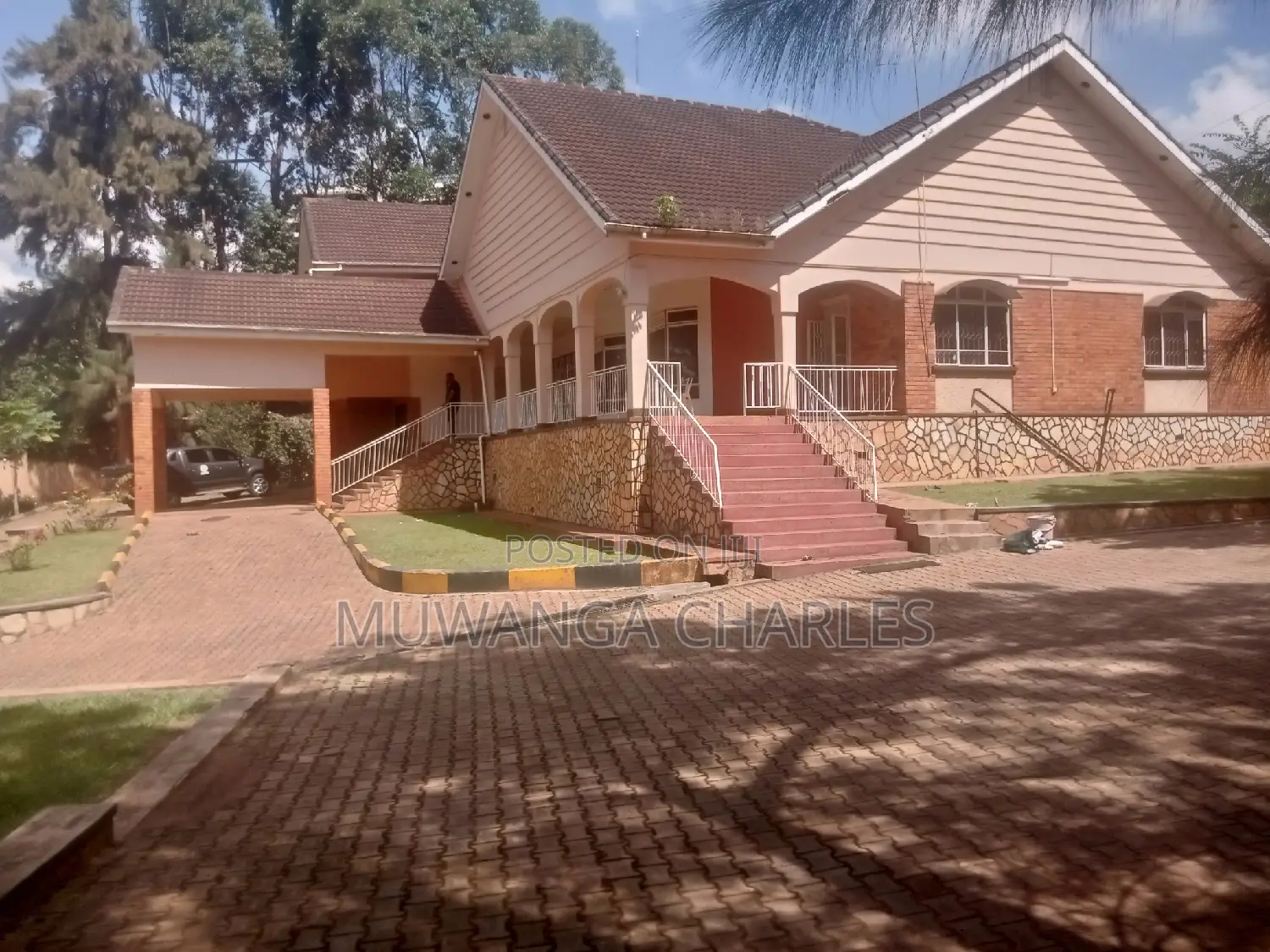 5bdrm Duplex in Fs Properties Ltd, Central Division for rent