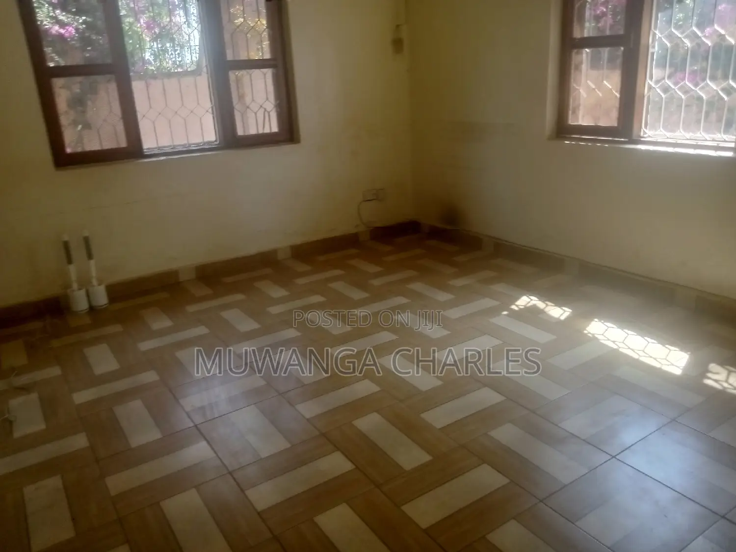 5bdrm Duplex in Fs Properties Ltd, Central Division for rent