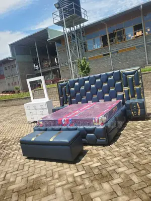 Fabric Bed / 6by6 Bed / Wooden Bed / Good / Best Furniture