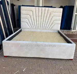 Fabric Bed / 5by6 Bed / Wooden Bed / Good / Best Furniture