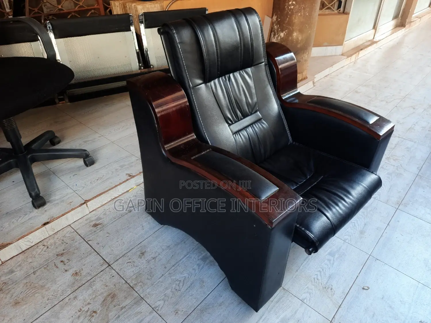 Executive Chair With Wooden Arms