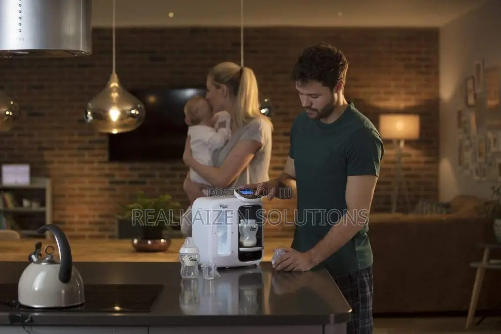 TOMMEE TIPPEE Perfect Prep Day Night Baby Bottle Maker