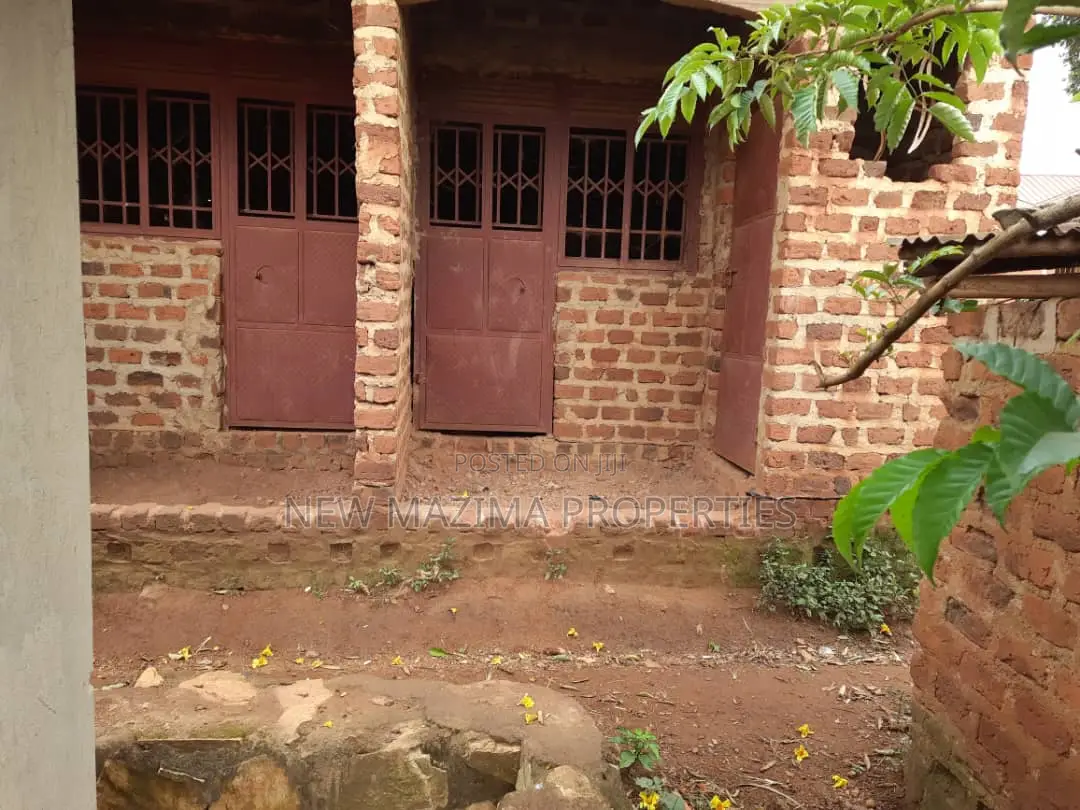 2bdrm House in After Munyonyo, Division A for sale