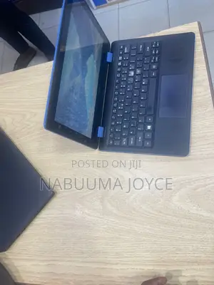 New Laptop Acer Aspire R3-131t 4GB Intel Core I5 HDD 500GB