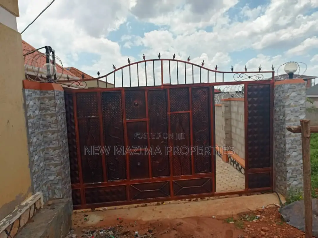 3bdrm Bungalow in Nansana, Division A for sale