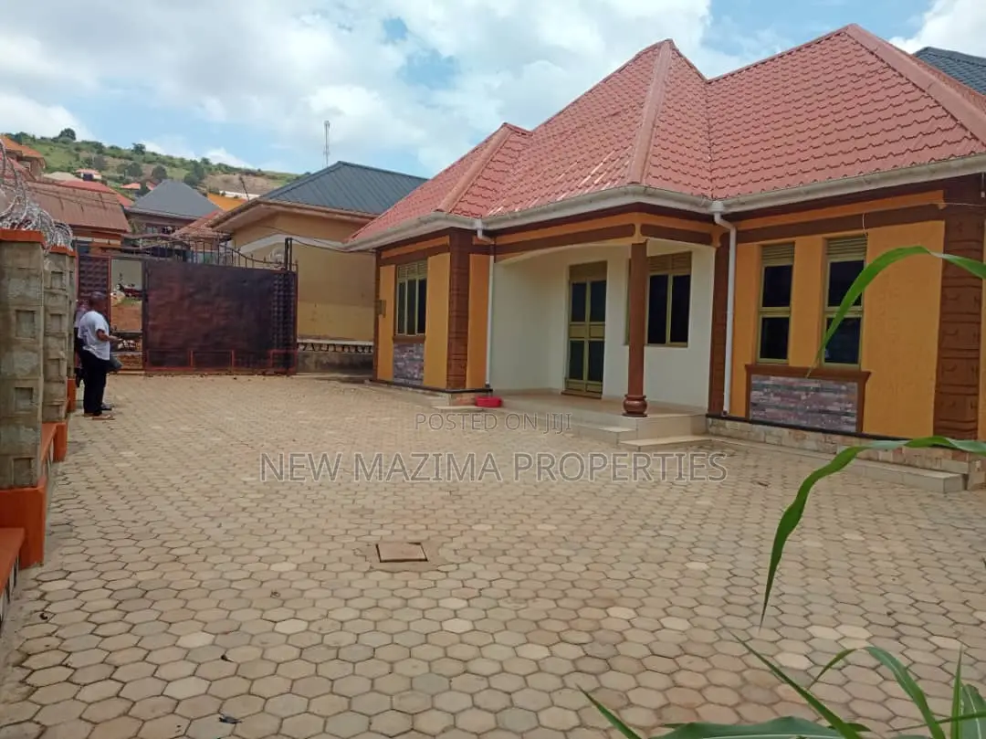 3bdrm Bungalow in Nansana, Division A for sale