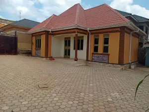3bdrm Bungalow in Nansana, Division A for sale