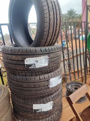 275/40r20 Onxy