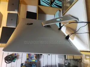 Desktop Computer Apple iMac 8GB Intel Core I5 SSD 1T