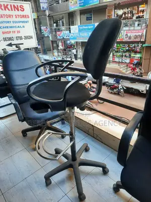 Counter Chair