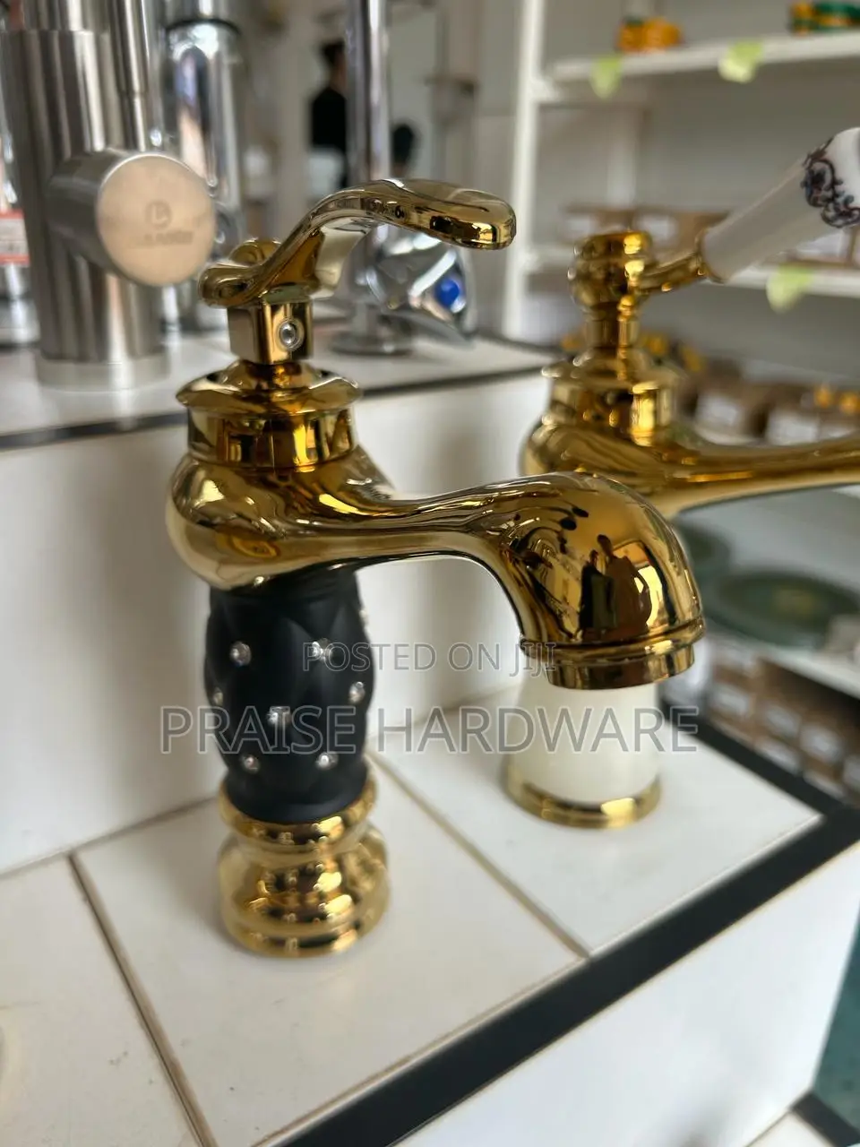 GOLD Basin Mixers