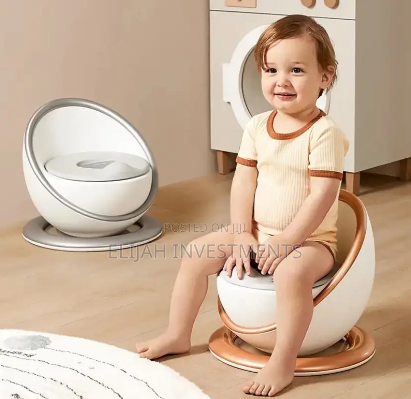 Spacecraft Toilet Comfortable Toileting and Leisurely Growth