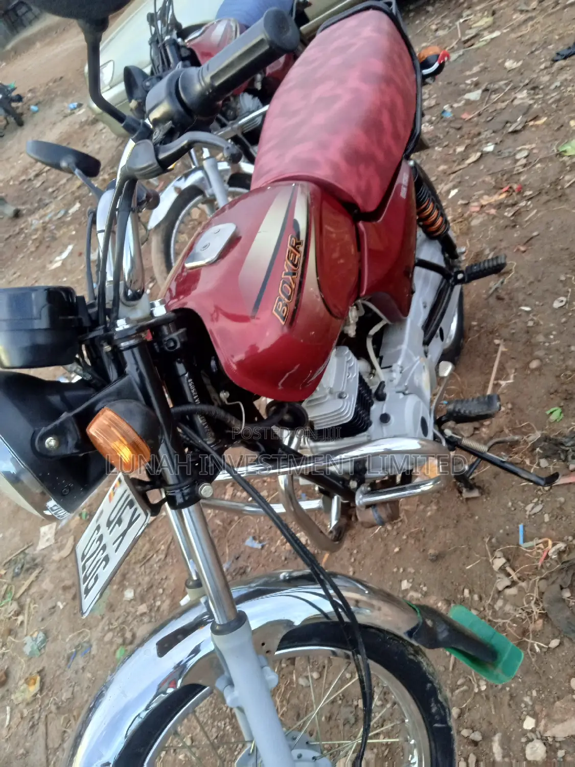 New Bajaj Boxer 2024 Red