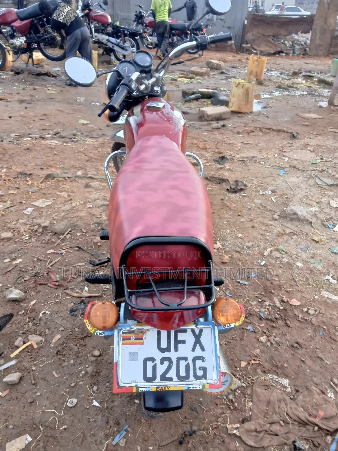 New Bajaj Boxer 2024 Red