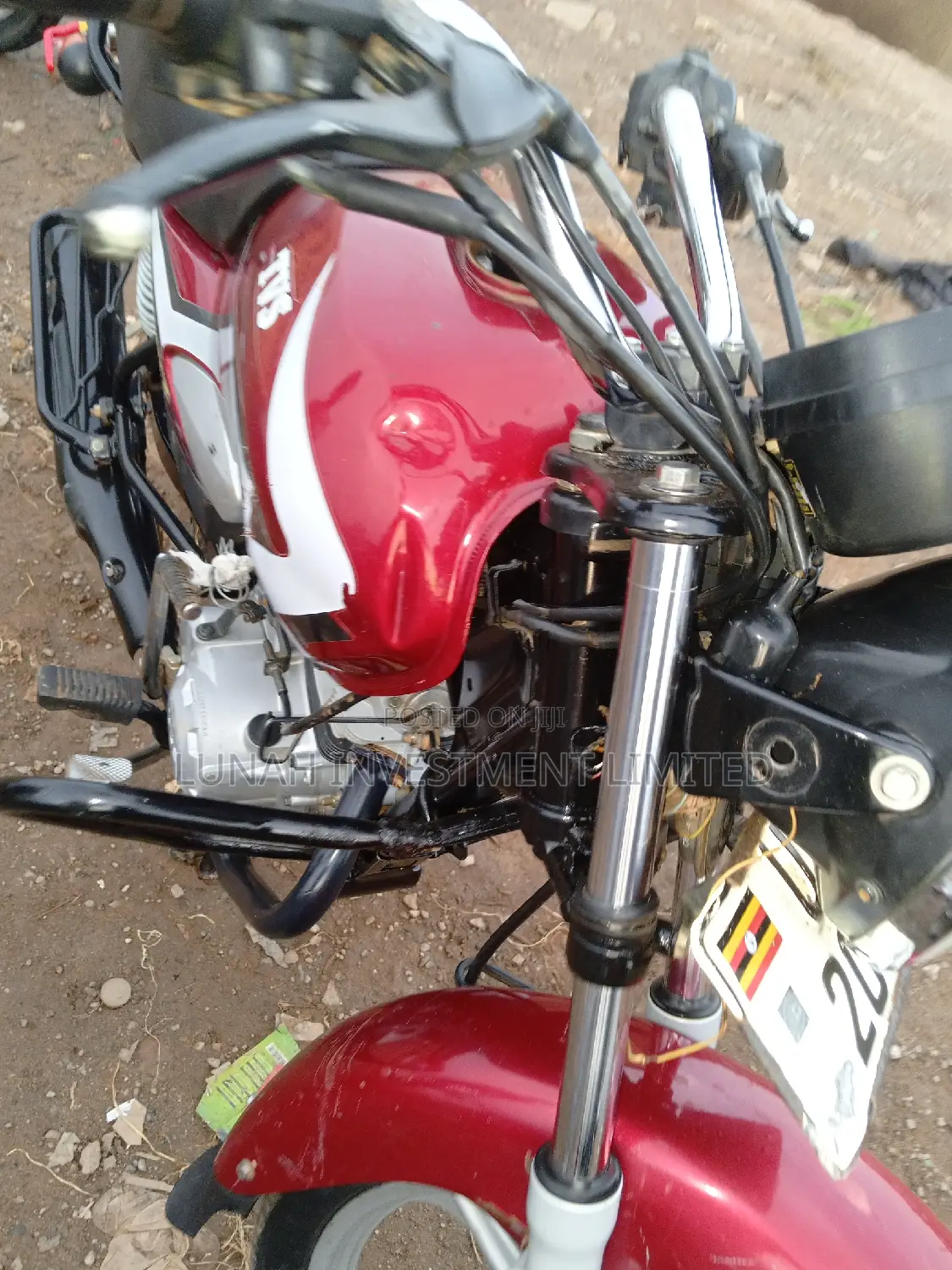 TVS HLX 125 2023 Red