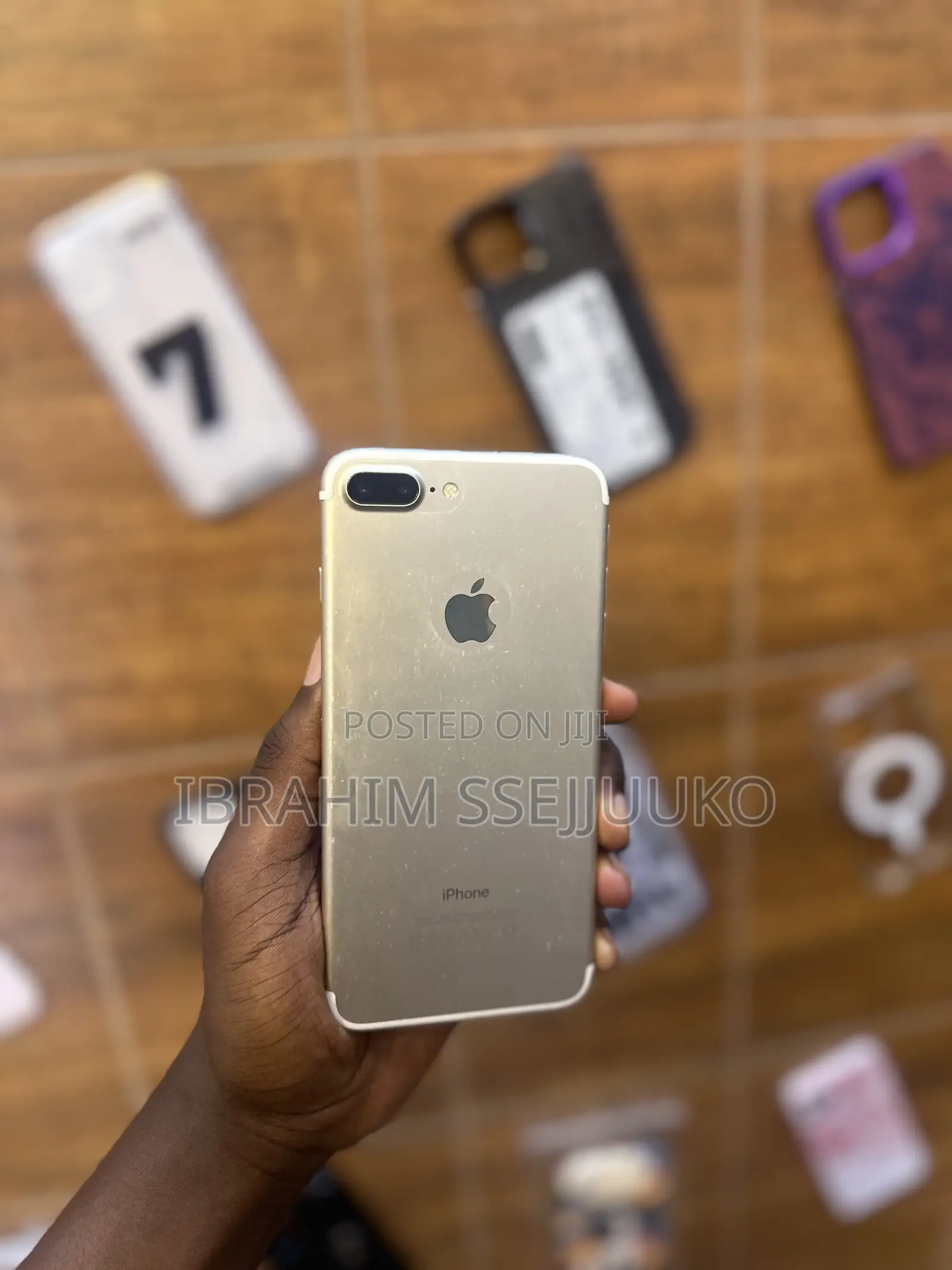 Apple iPhone 7 Plus 128 GB Gold