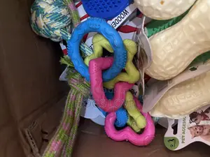 Dog Toys Both Big en Medium Size