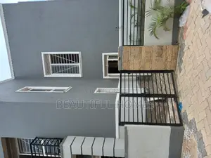 Furnished 4bdrm Duplex in Kira Tarmacked for sale