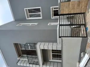 Furnished 4bdrm Duplex in Kira Tarmacked for sale