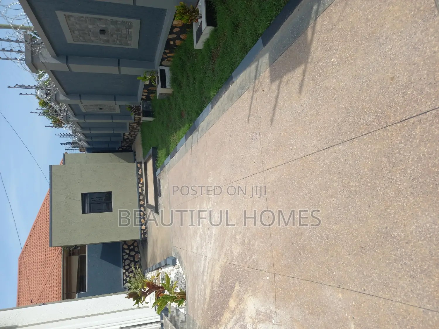 Furnished 6bdrm Duplex in Buwate, Kira for sale