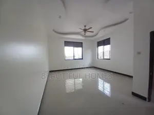 Furnished 6bdrm Mansion in Buwate Tarmack, Kira for sale