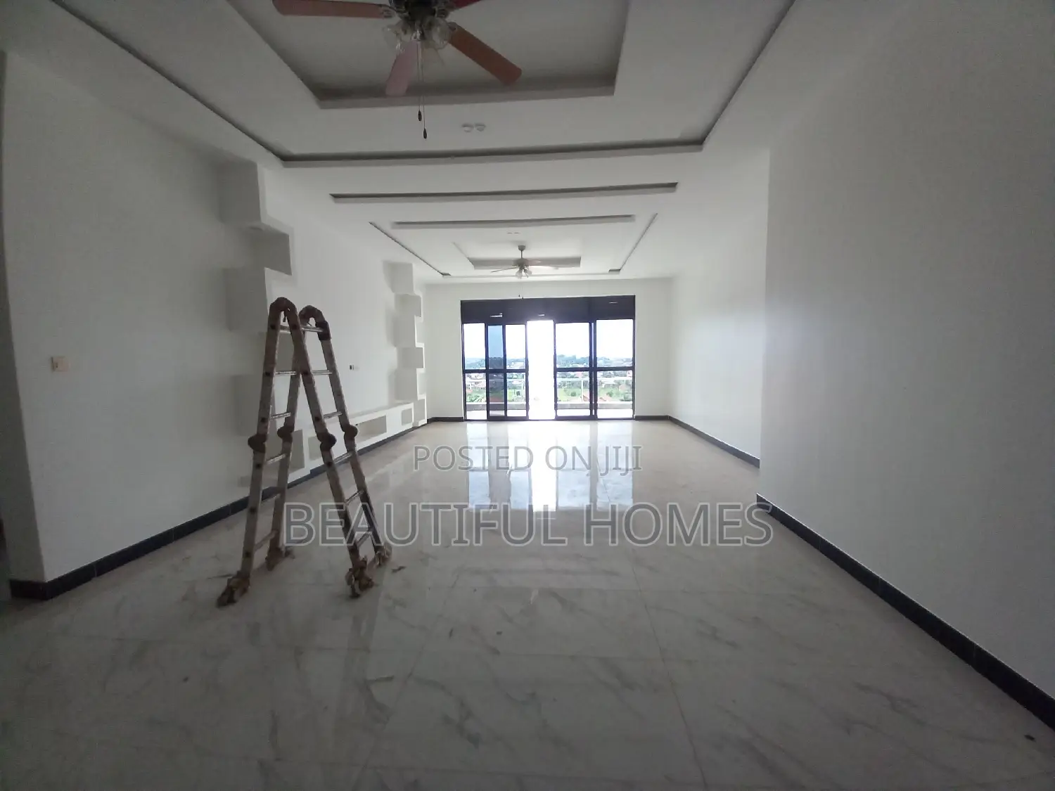 Furnished 6bdrm Mansion in Buwate, Kira for sale