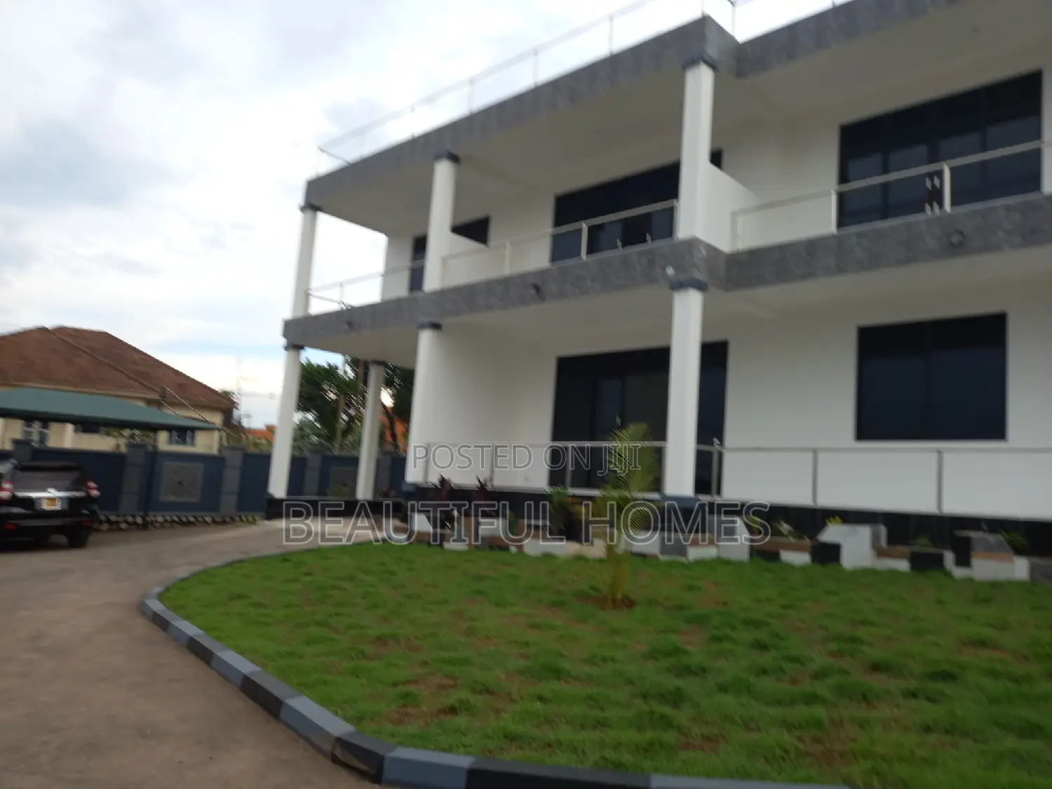 Furnished 6bdrm House in Buwate, Kira for sale